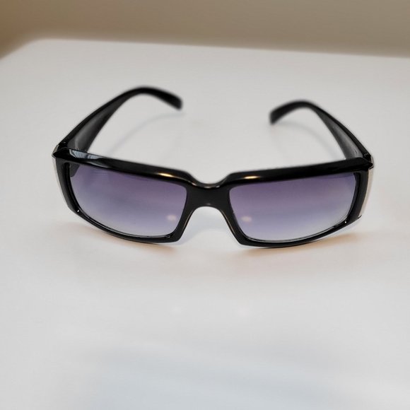 Kenneth Cole Reaction Sunglasses - Picture 1 of 7